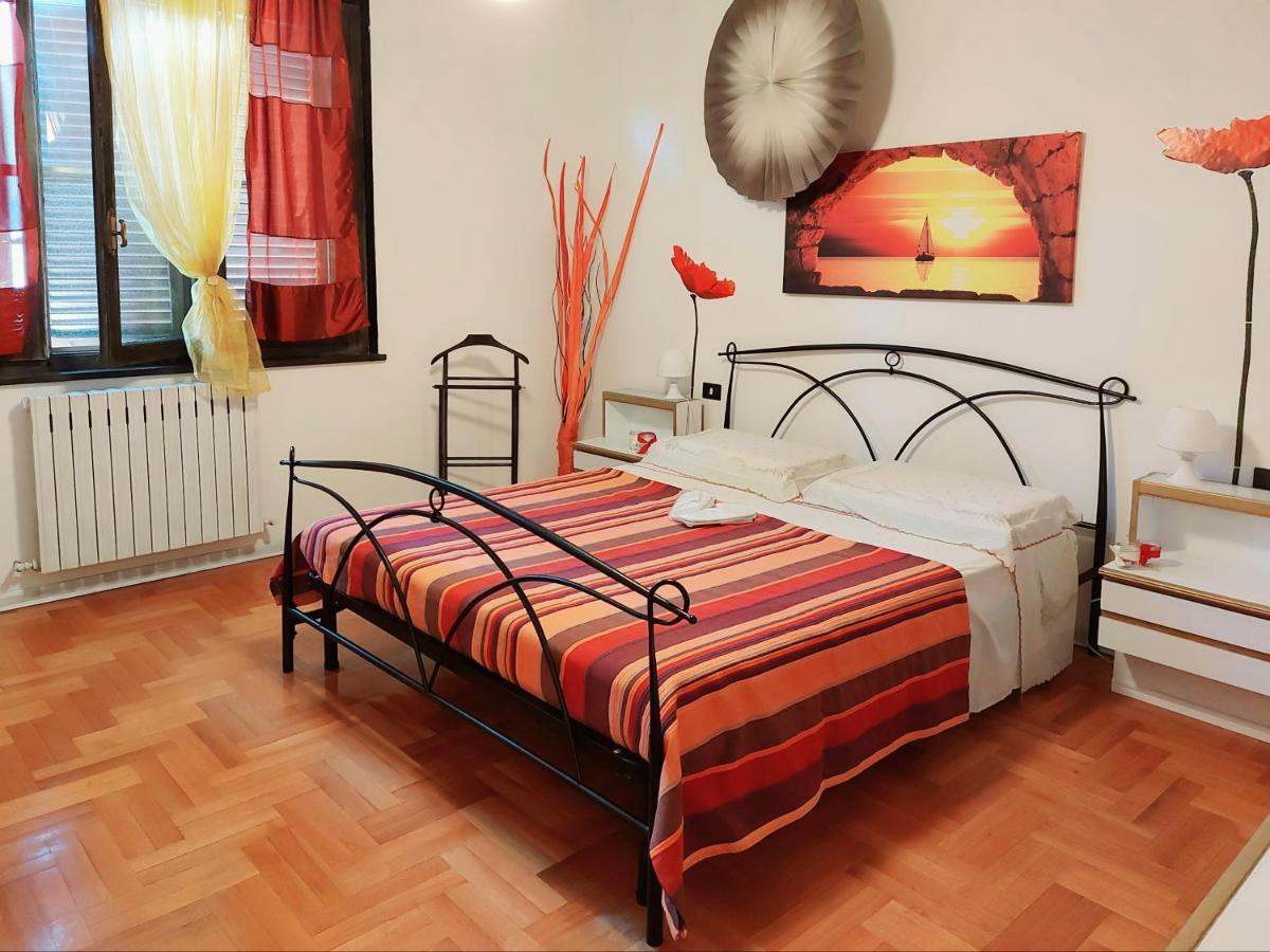 Villa Happy Days San Vincenzo Bagian luar foto